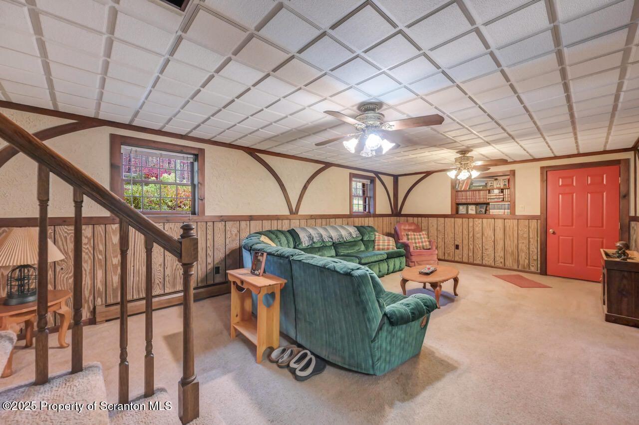 Gouldsboro, Pennsylvania, 18424, United States, 4 Bedrooms Bedrooms, ,3 BathroomsBathrooms,Residential,For Sale,1998512