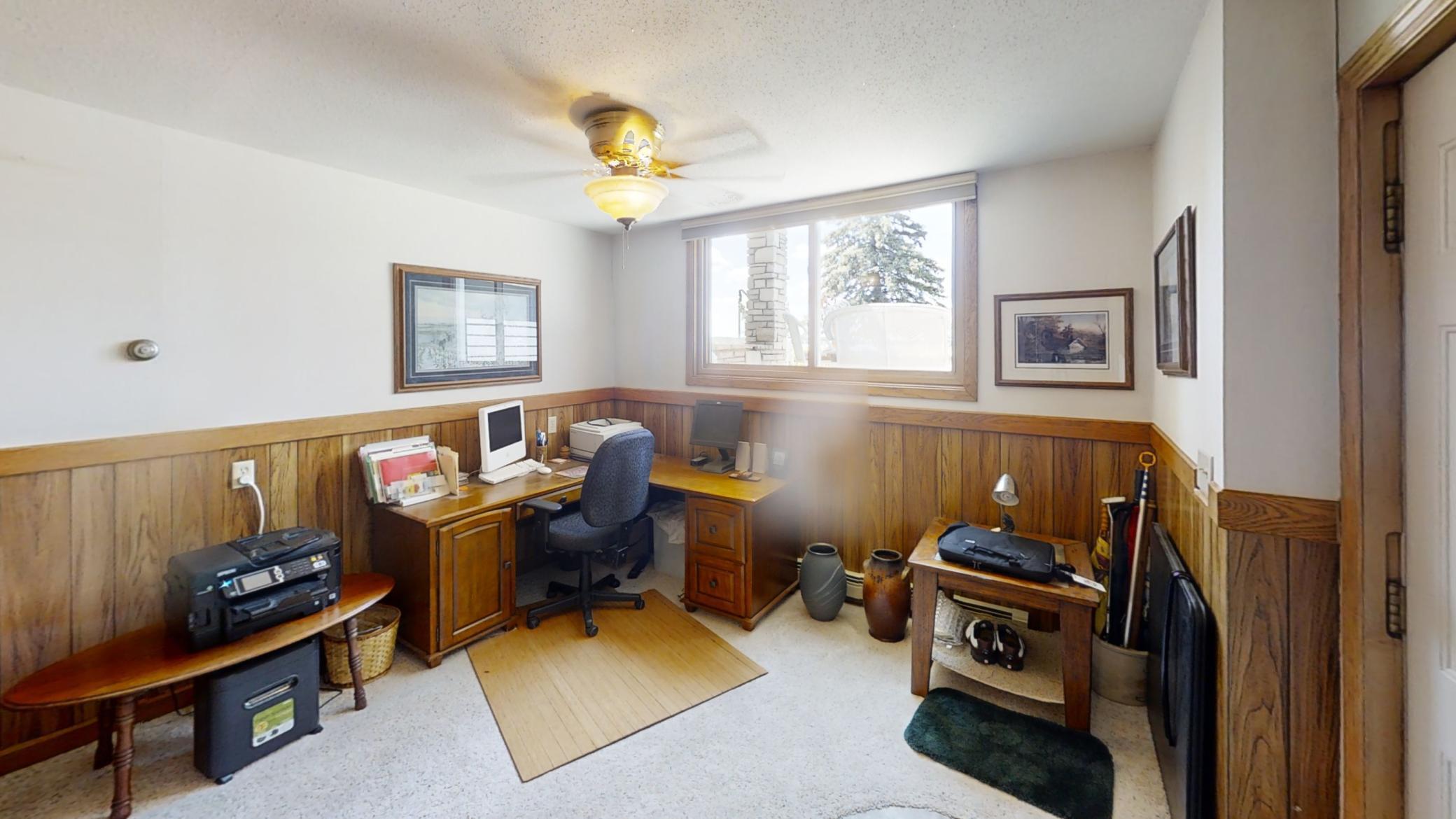Alden, Minnesota, 56009, United States, 4 Bedrooms Bedrooms, ,1 BathroomBathrooms,Residential,For Sale,1920327
