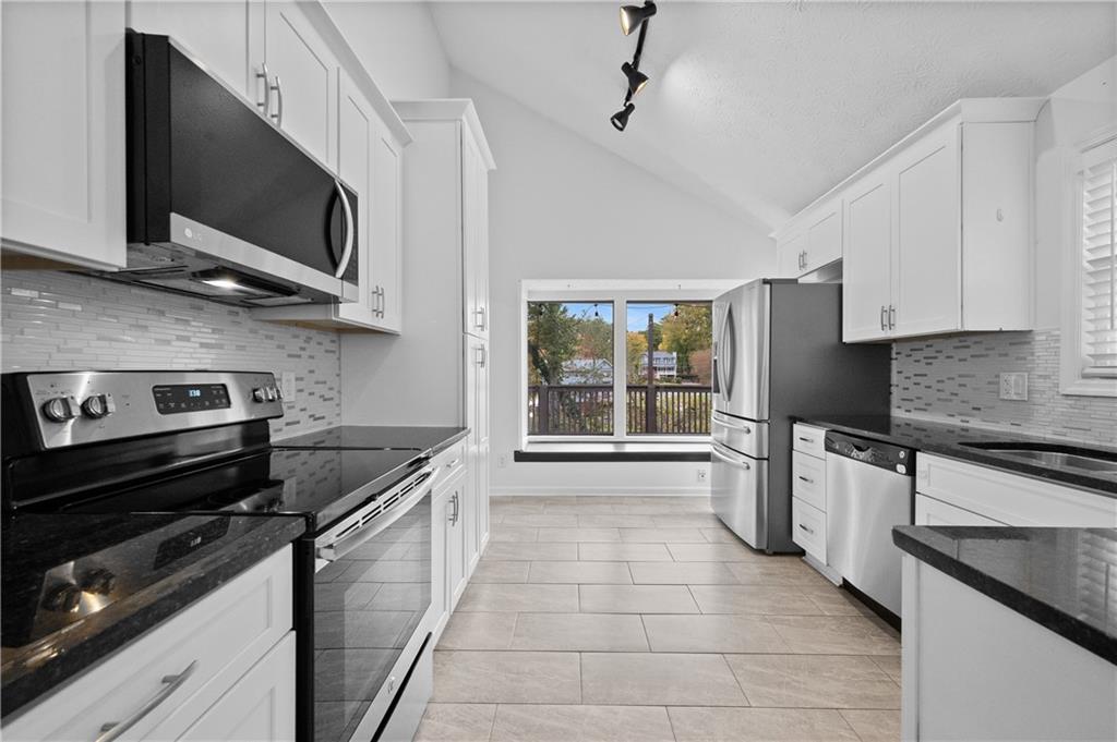 Marietta, Georgia, 30066, United States, 4 Bedrooms Bedrooms, ,3 BathroomsBathrooms,Residential,For Sale,1986334