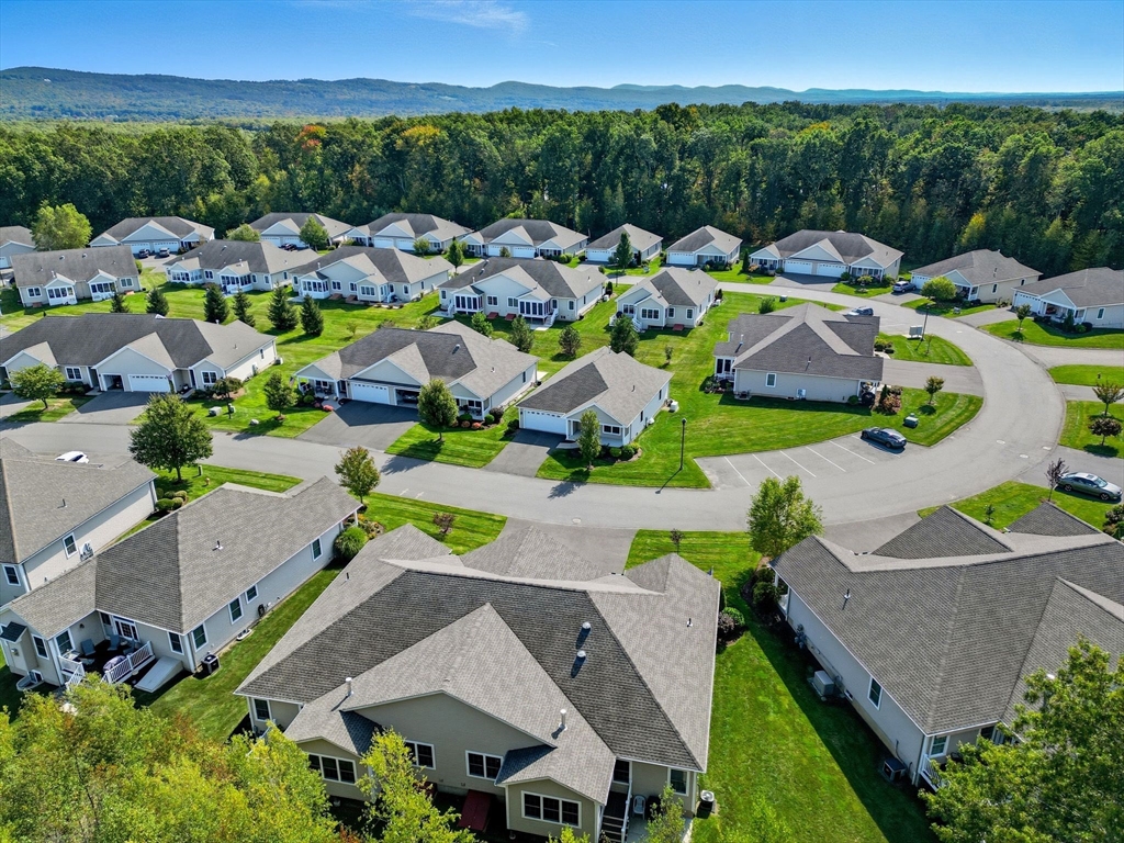 Wilbraham, Massachusetts, 01095, United States, 2 Bedrooms Bedrooms, ,2 BathroomsBathrooms,Residential,For Sale,1960738