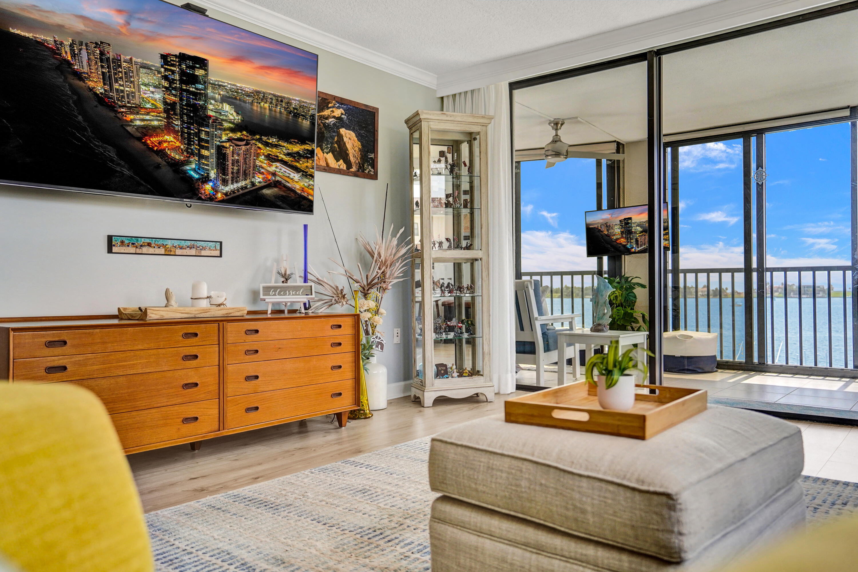 Boynton Beach, Florida, 33435, United States, 2 Bedrooms Bedrooms, ,2 BathroomsBathrooms,Residential,For Sale,1849946