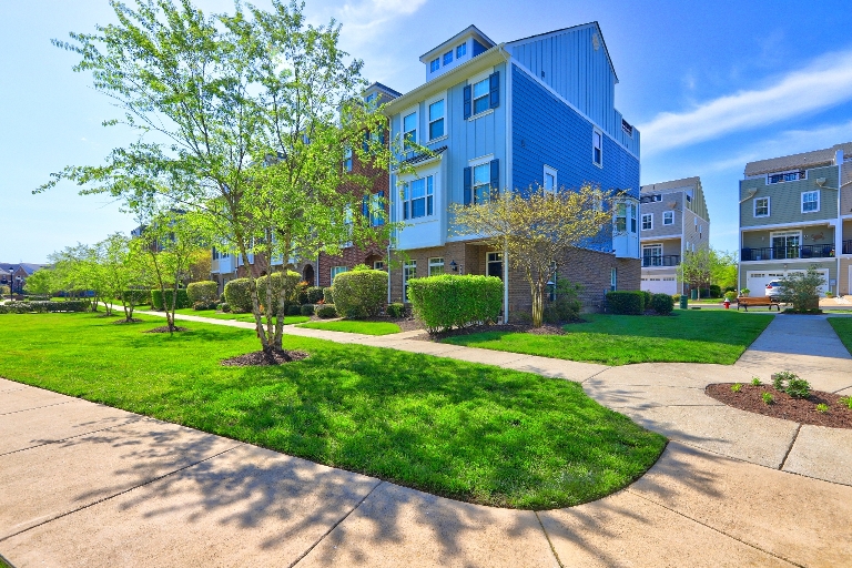 Williamsburg, Virginia, 23188, United States, 2 Bedrooms Bedrooms, ,4 BathroomsBathrooms,Residential,For Sale,1976349