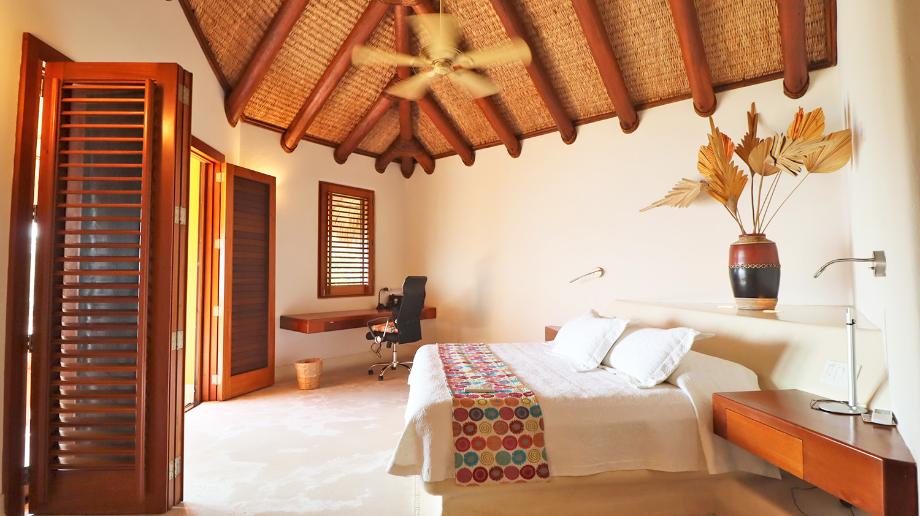Zihuatanejo de Azueta, Guerrero, 40884, Mexico, 6 Bedrooms Bedrooms, ,10 BathroomsBathrooms,Residential,For Sale,1686440