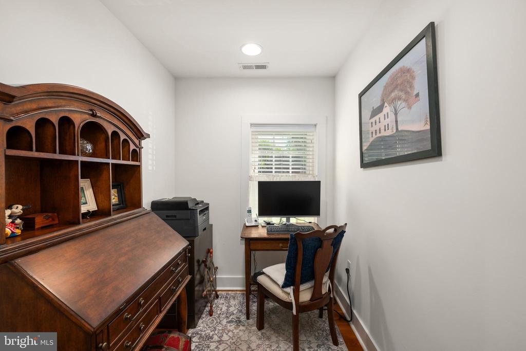 Milton, Delaware, 19968, United States, 4 Bedrooms Bedrooms, ,3 BathroomsBathrooms,Residential,For Sale,1901176