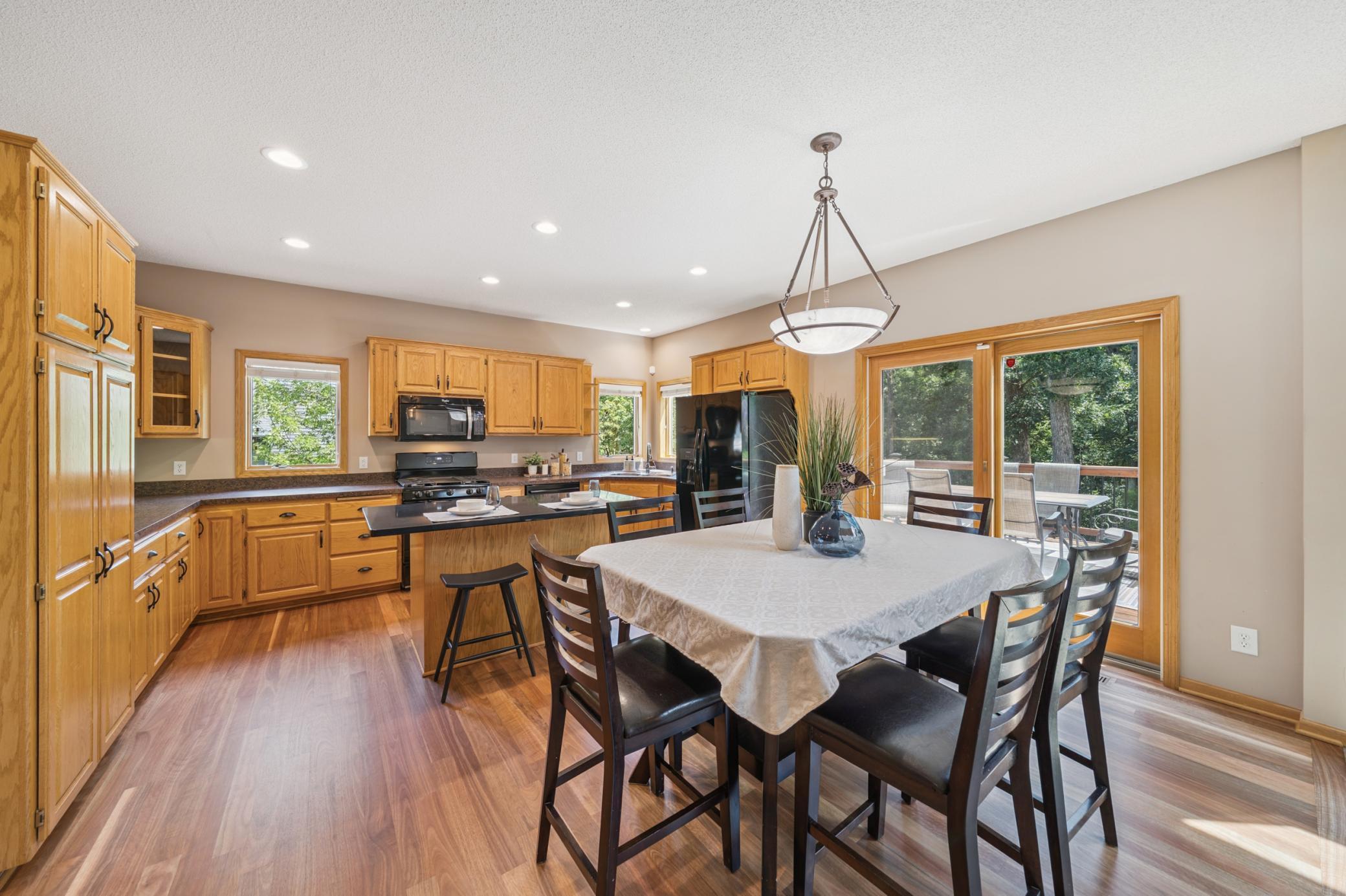 Oak Park Heights, Minnesota, 55082, United States, 5 Bedrooms Bedrooms, ,3 BathroomsBathrooms,Residential,For Sale,1900902