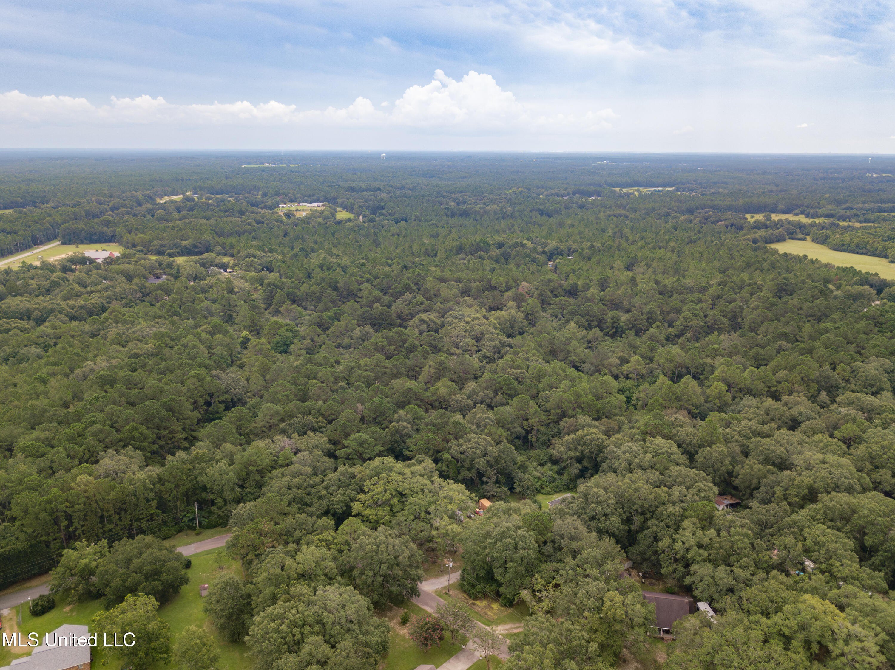 Gulfport, Mississippi, 39503, United States, ,Residential,For Sale,1916429