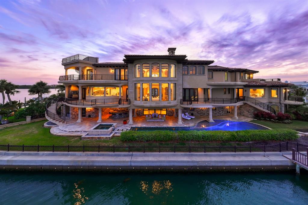 Tierra Verde, Florida, 33715, United States, 5 Bedrooms Bedrooms, ,6 BathroomsBathrooms,Residential,For Sale,1989474