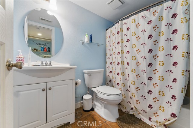 Paramount, California, 90723, United States, 3 Bedrooms Bedrooms, ,2 BathroomsBathrooms,Residential,For Sale,1942596
