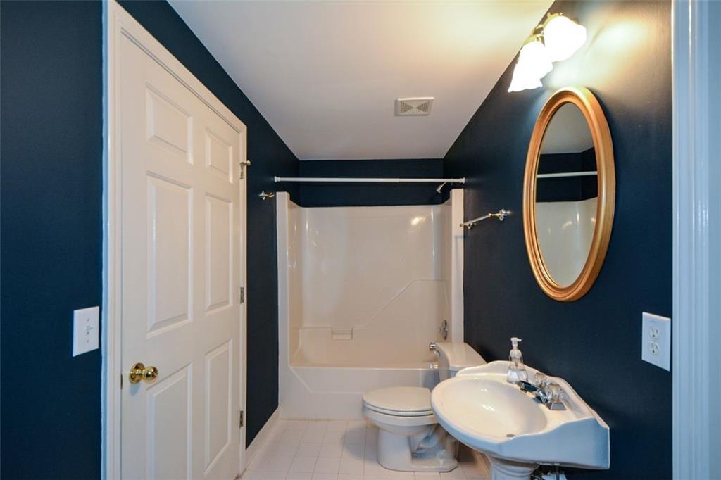 Alpharetta, Georgia, 30022, United States, 5 Bedrooms Bedrooms, ,5 BathroomsBathrooms,Residential,For Sale,2002154