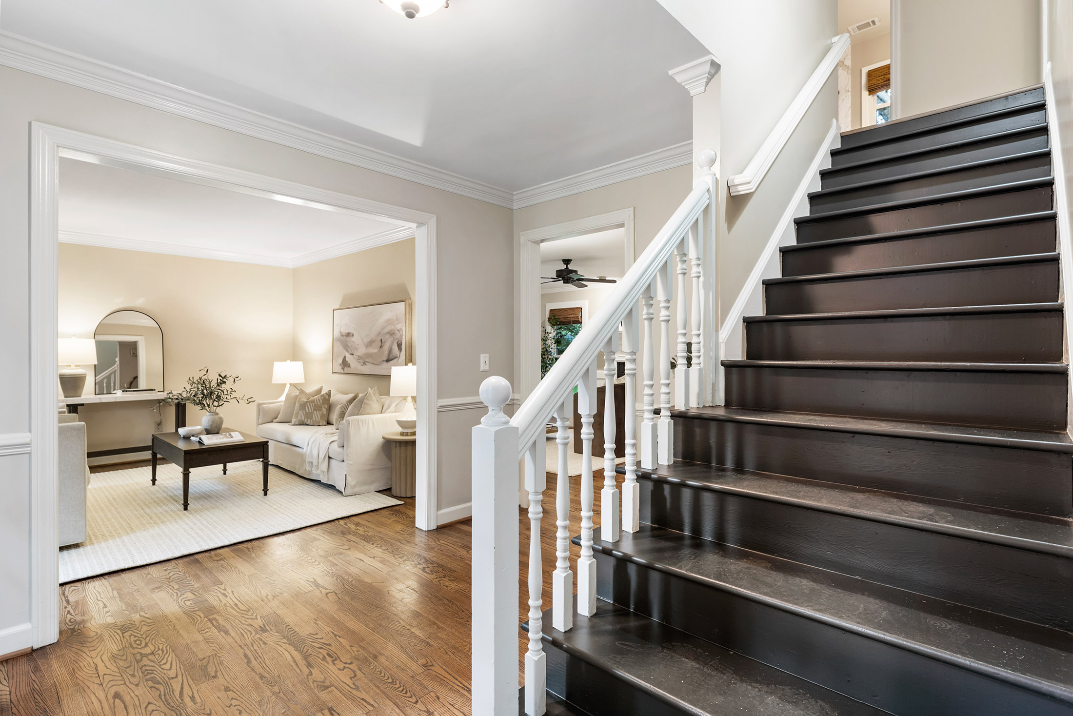  Andover North Home Blends Privacy and Convenience - 物件實景