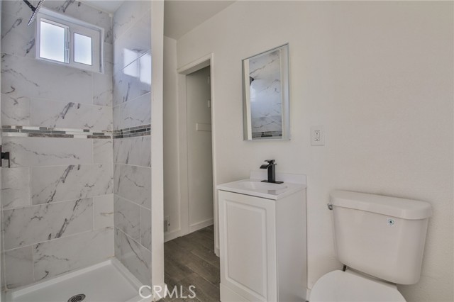 Los Angeles, California, 90003, United States, 3 Bedrooms Bedrooms, ,1 BathroomBathrooms,Residential,For Sale,2008197