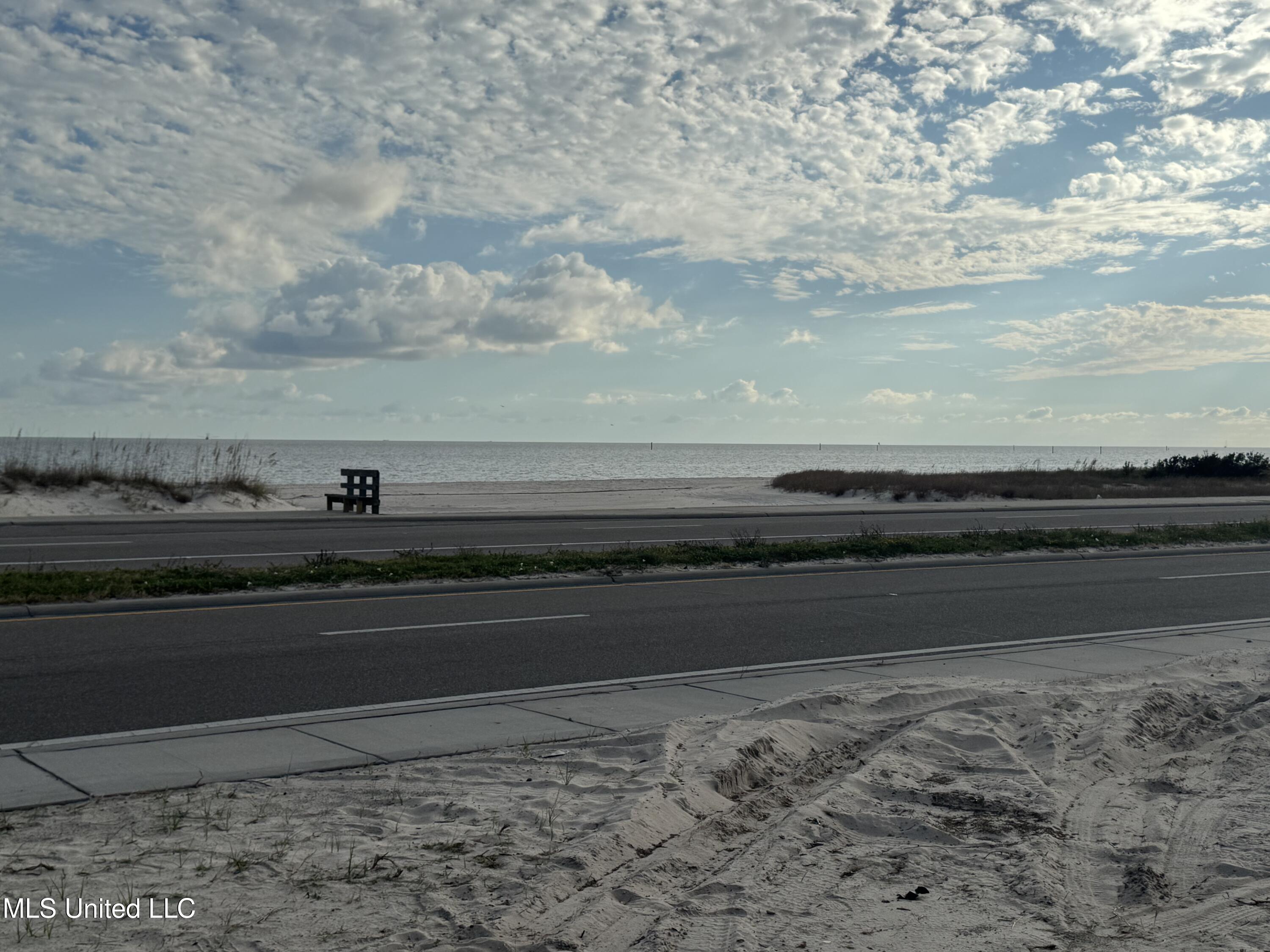 Pass Christian, Mississippi, 39571, United States, 4 Bedrooms Bedrooms, ,3 BathroomsBathrooms,Residential,For Sale,1966629