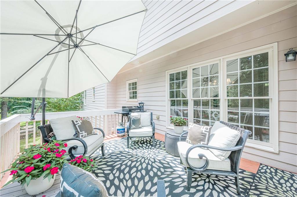 Cumming, Georgia, 30041, United States, 5 Bedrooms Bedrooms, ,5 BathroomsBathrooms,Residential,For Sale,1919838