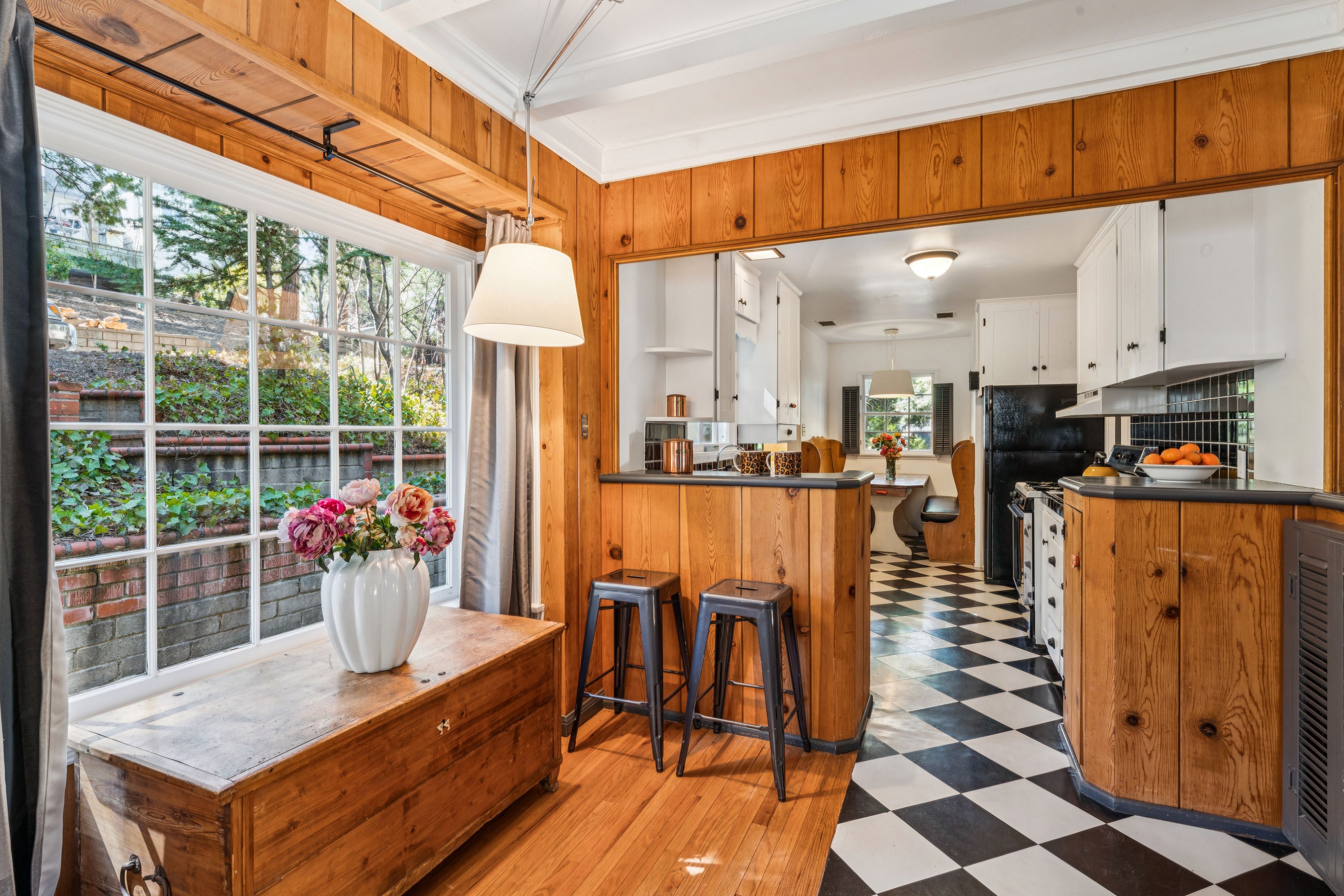  222 Holiday Drive, Lake Arrowhead, CA 92352 - 物件實景