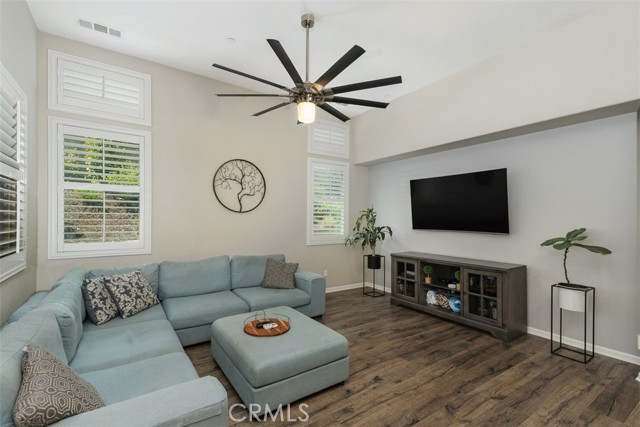 Lake Elsinore, California, 92532, United States, 4 Bedrooms Bedrooms, ,3 BathroomsBathrooms,Residential,For Sale,1981283