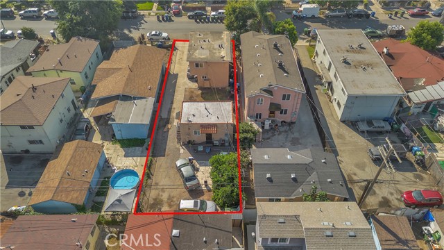 Los Angeles, California, 90003, United States, 4 Bedrooms Bedrooms, ,Residential,For Sale,1997740