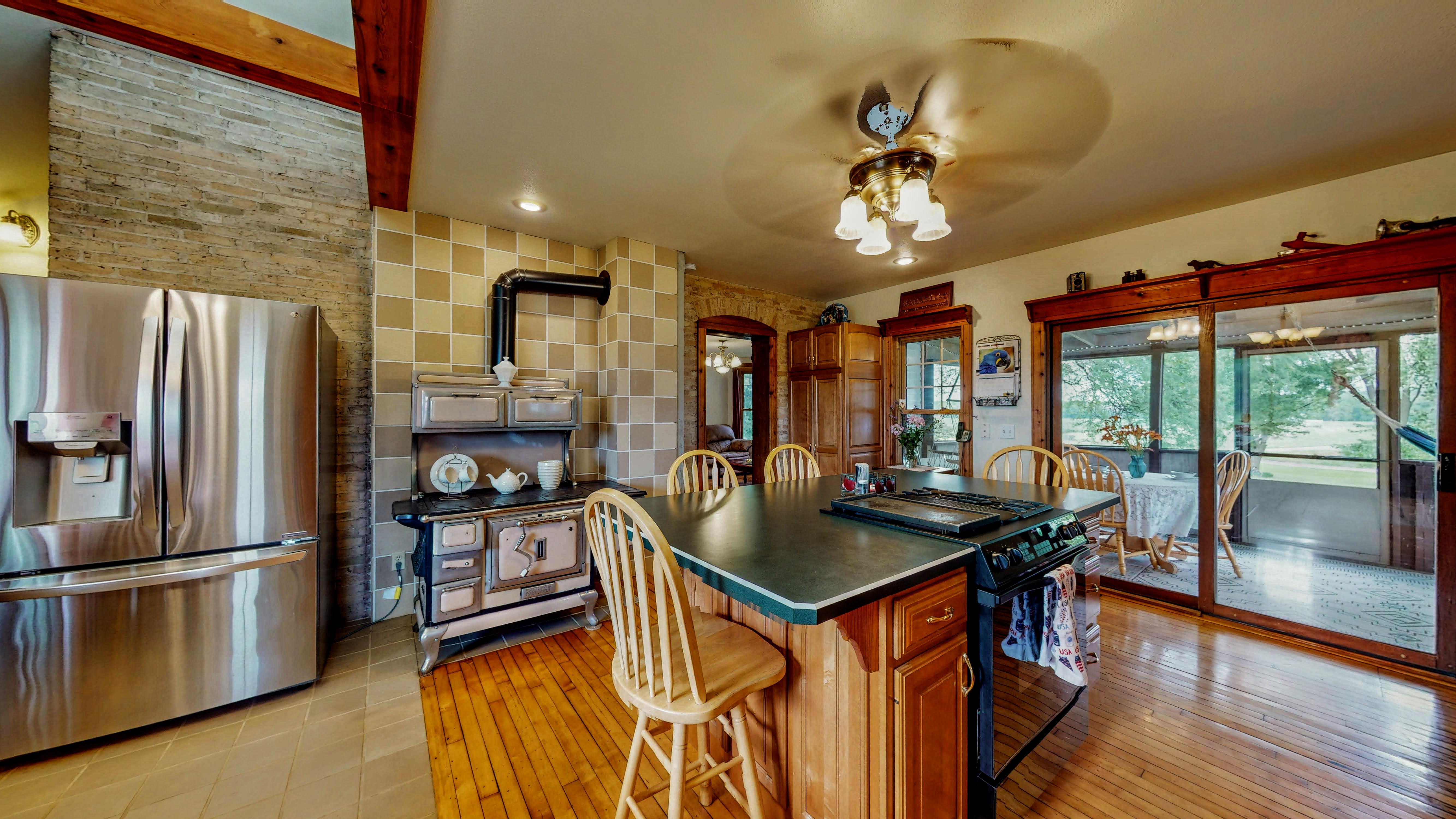 Milford, Wisconsin, 53551, United States, 4 Bedrooms Bedrooms, ,2 BathroomsBathrooms,Residential,For Sale,1889532