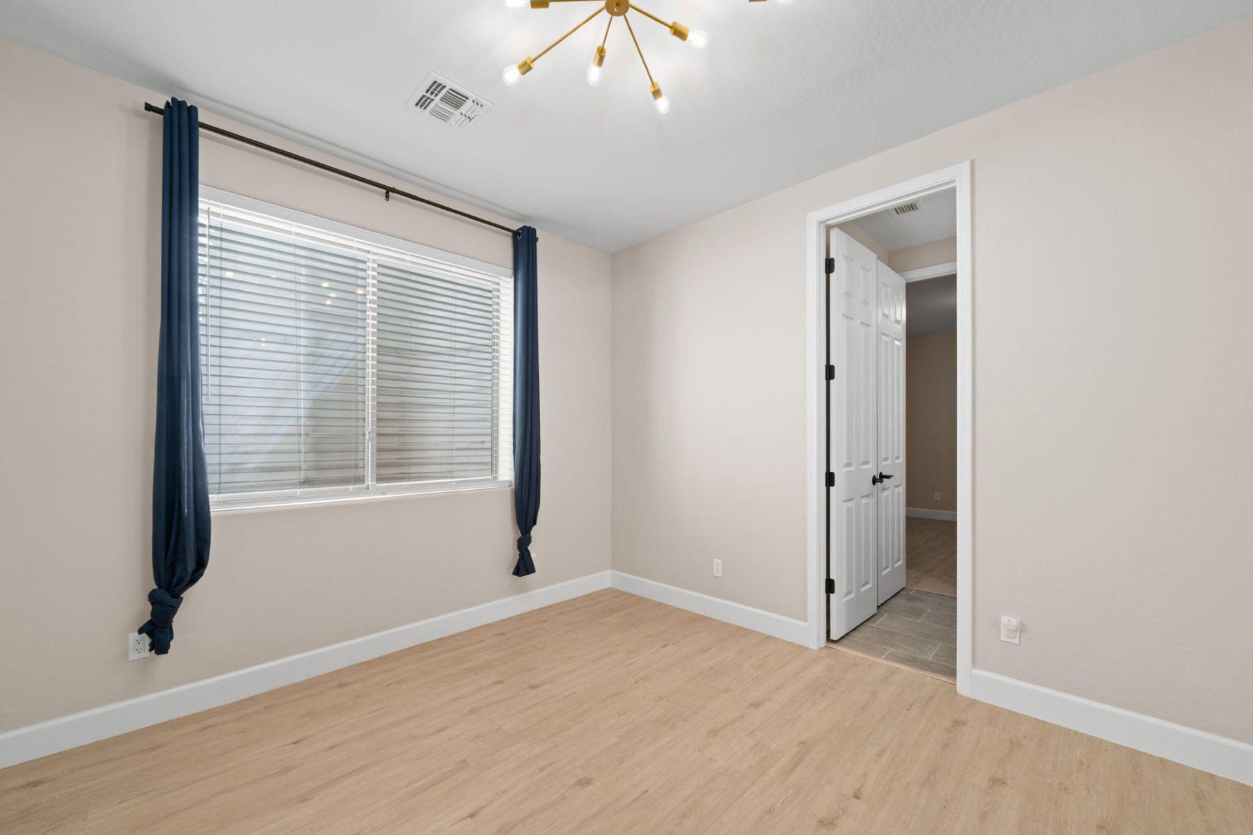  2517 S Constellation Way  Gilbert, AZ - 物件實景