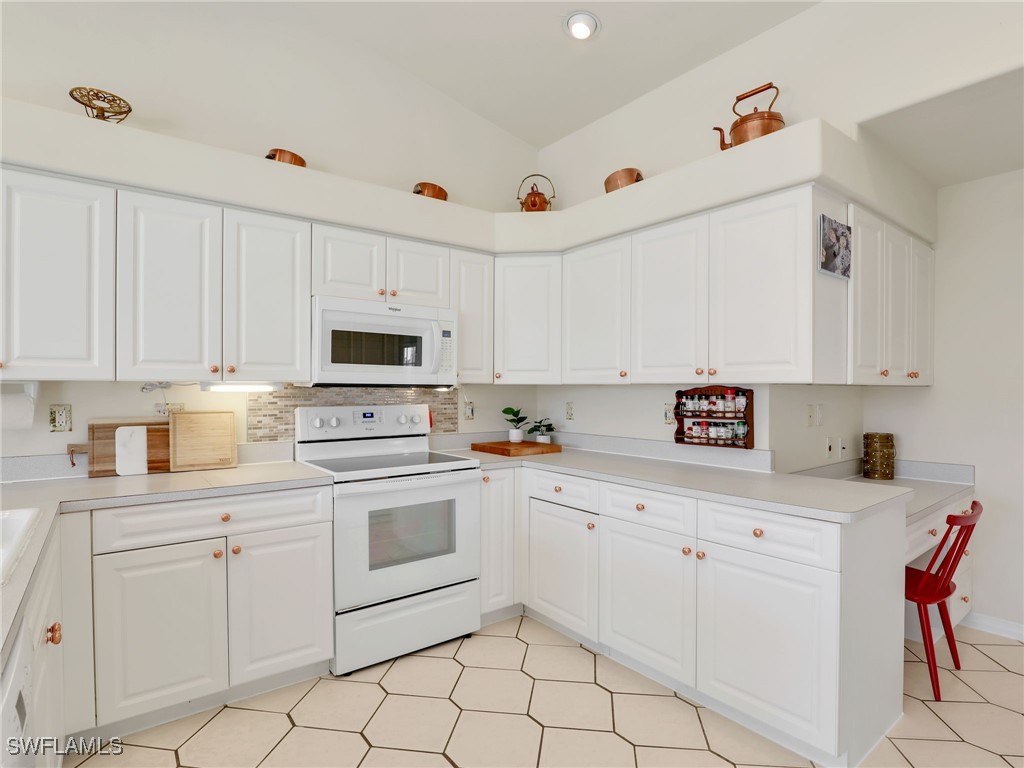 Cape Coral, Florida, 33914, United States, 3 Bedrooms Bedrooms, ,2 BathroomsBathrooms,Residential,For Sale,1855114