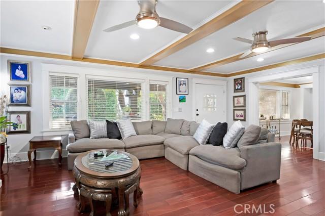 Los Angeles, California, 90016, United States, 4 Bedrooms Bedrooms, ,2 BathroomsBathrooms,Residential,For Sale,1850746