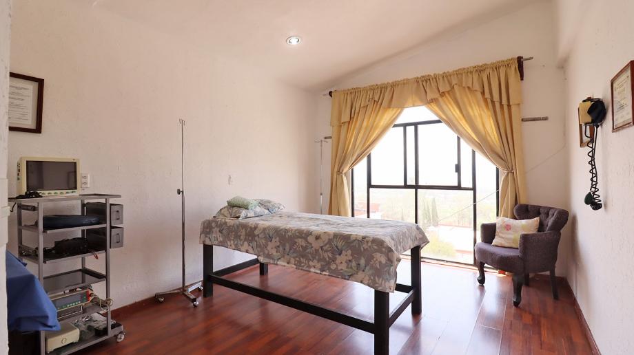 Morelia, Michoacán de Ocampo, 58337, Mexico, 16 Bedrooms Bedrooms, ,14 BathroomsBathrooms,Residential,For Sale,1850325