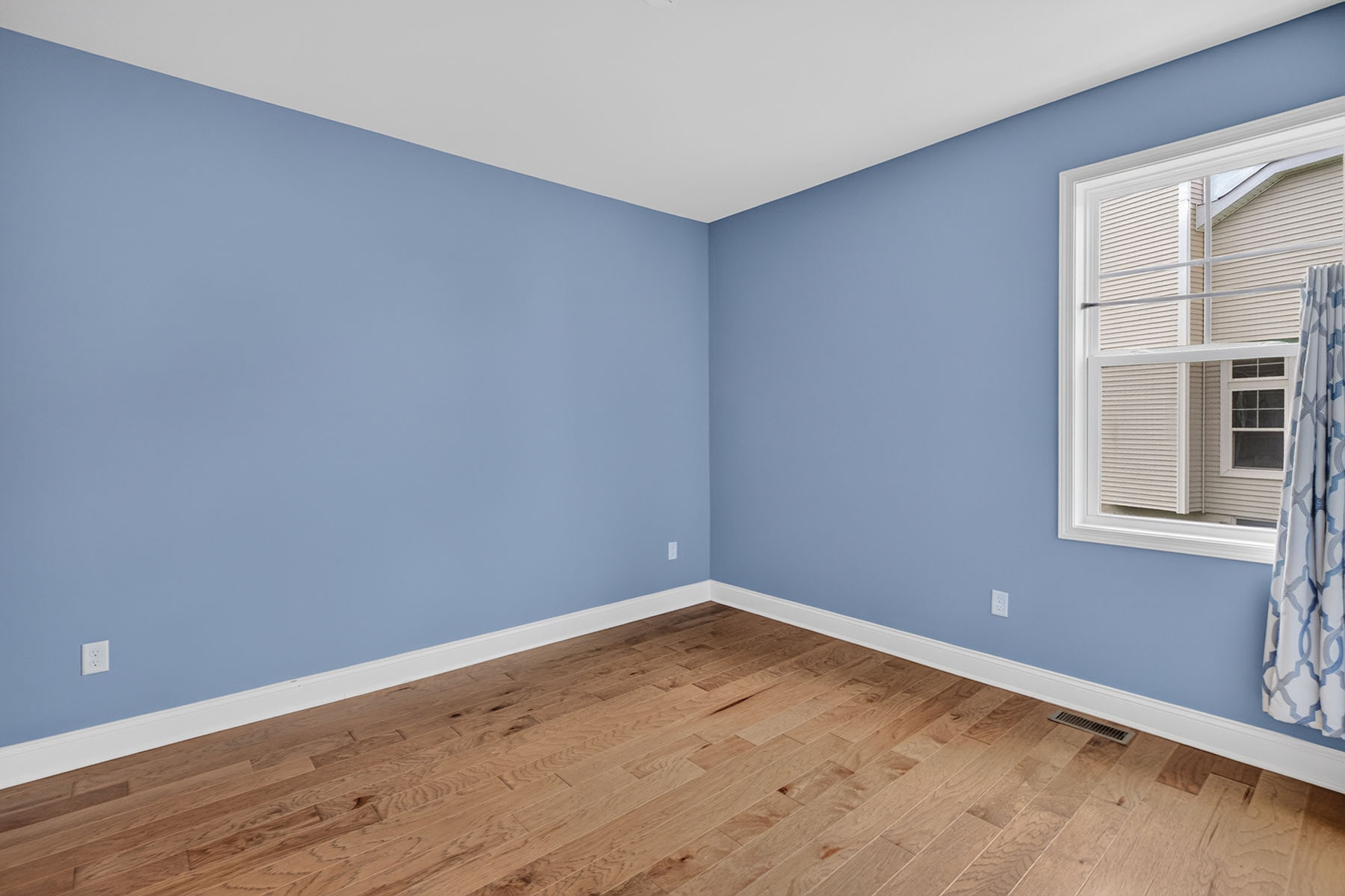  24174 Bunting Circle - 物件實景