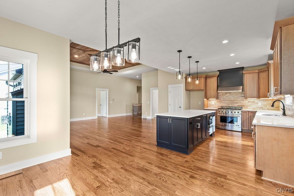 Baldwinsville, New York, 13027, United States, 3 Bedrooms Bedrooms, ,3 BathroomsBathrooms,Residential,For Sale,1919529