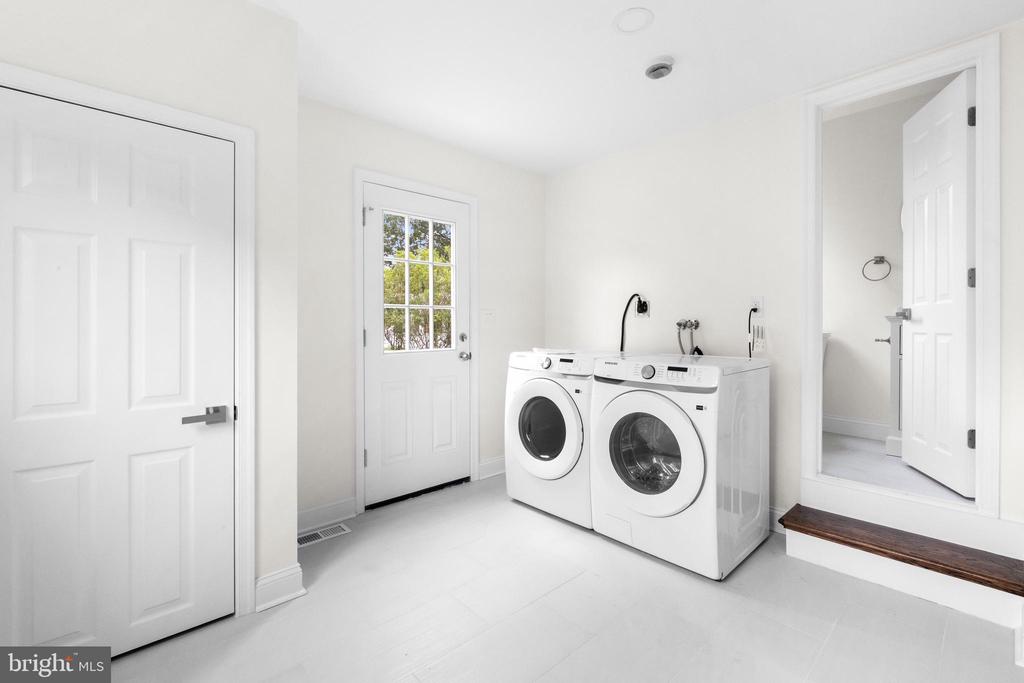 Cherry Hill, New Jersey, 08002, United States, 3 Bedrooms Bedrooms, ,3 BathroomsBathrooms,Residential,For Sale,1921829