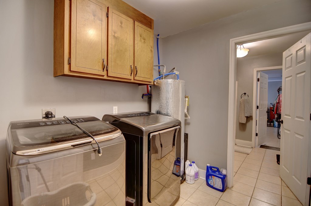 Valdosta, Georgia, 31601, United States, 4 Bedrooms Bedrooms, ,3 BathroomsBathrooms,Residential,For Sale,2005442