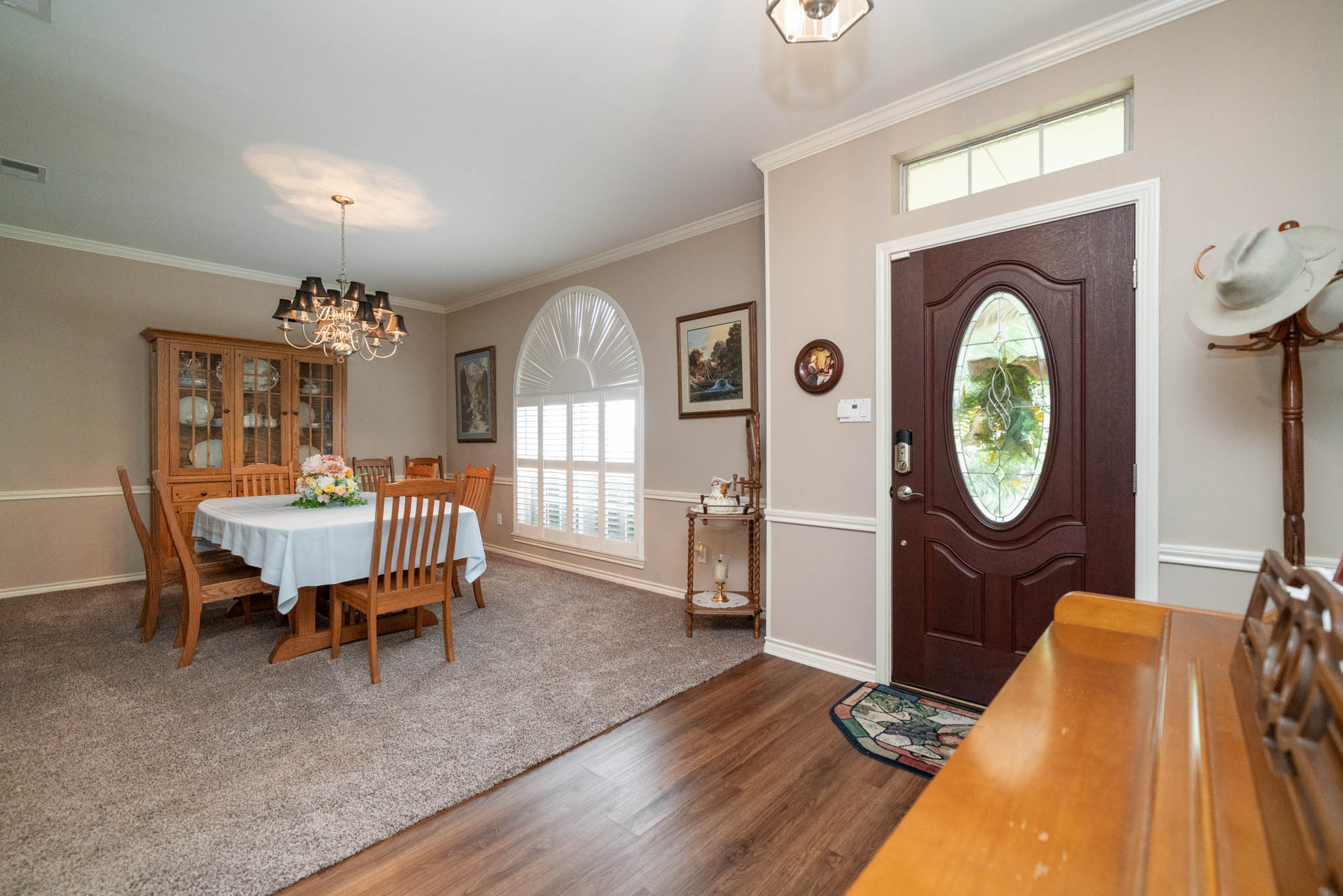 Jacksonville, Texas, 75766, United States, 3 Bedrooms Bedrooms, ,4 BathroomsBathrooms,Residential,For Sale,1984129