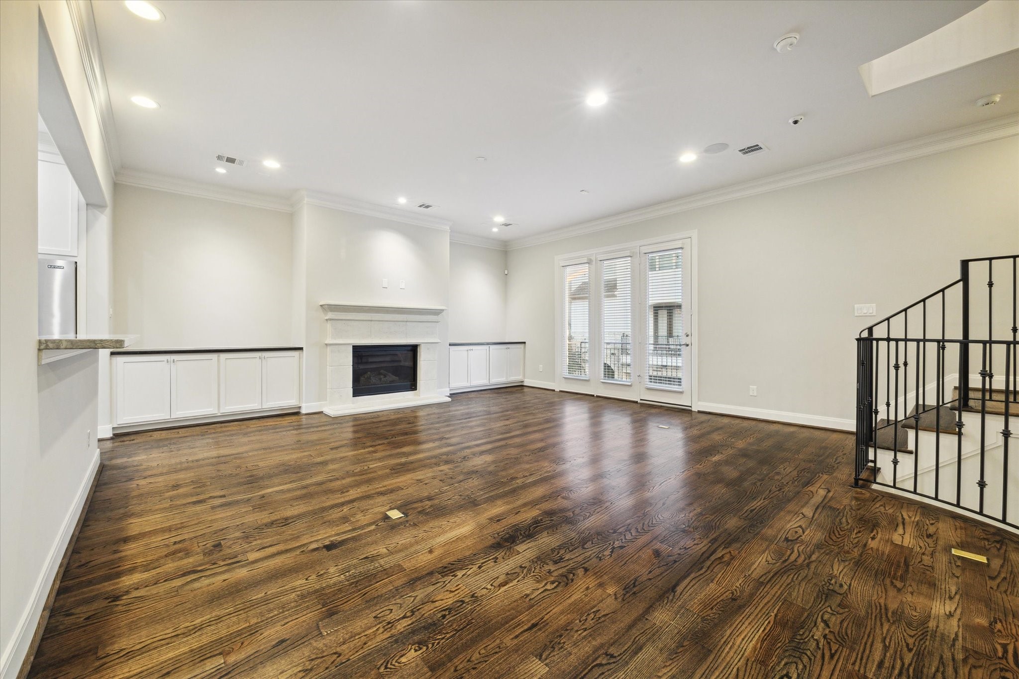  6008 Potomac Park Drive - 物件實景