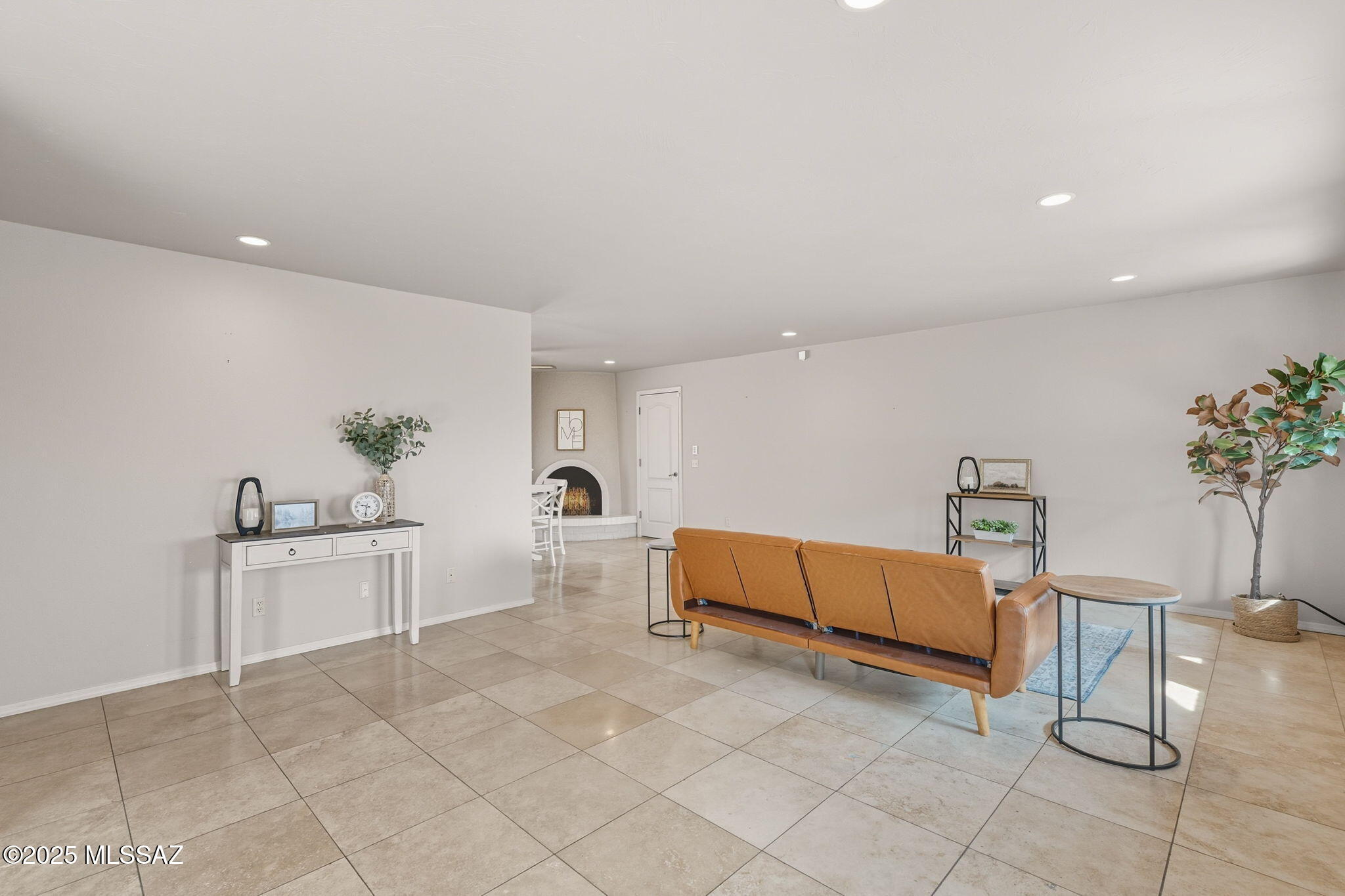 Tucson, Arizona, 85718, United States, 3 Bedrooms Bedrooms, ,2 BathroomsBathrooms,Residential,For Sale,1950776