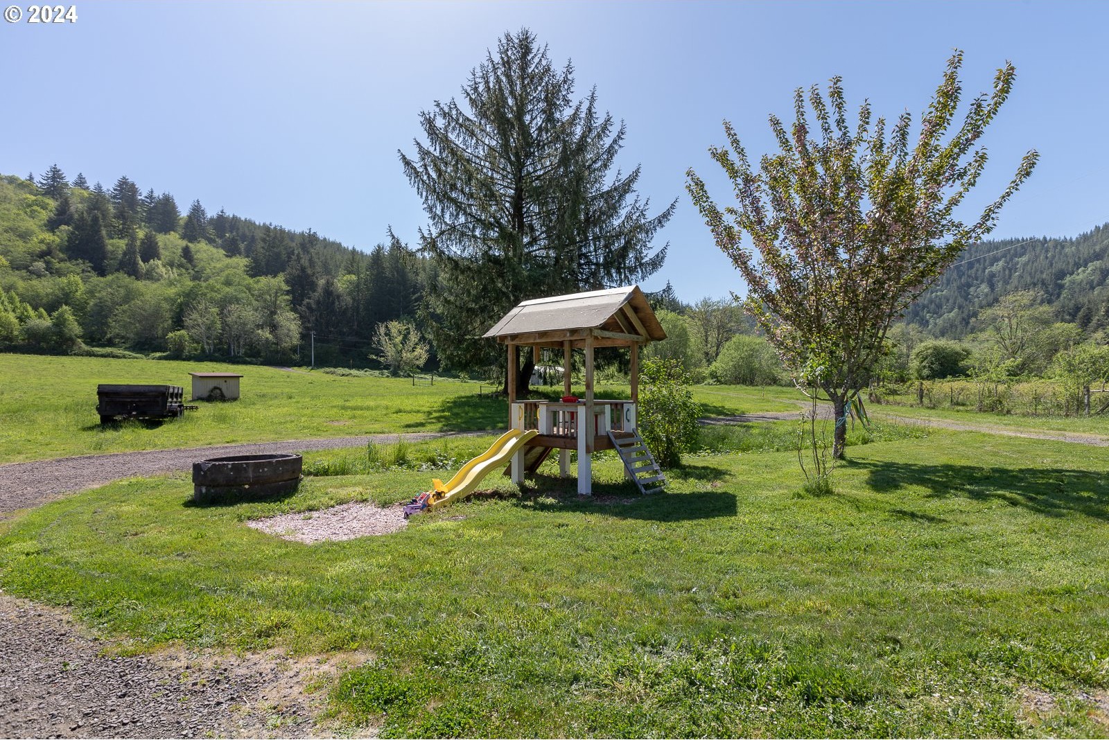 8718 LOGSDEN RD, Siletz, Oregon, 97380, United States, 1 Bedroom Bedrooms, ,1 BathroomBathrooms,Residential,For Sale,8718 LOGSDEN RD,1537213