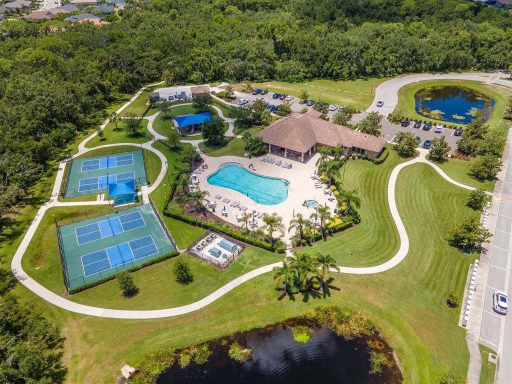 Bradenton, Florida, 34212, United States, 4 Bedrooms Bedrooms, ,4 BathroomsBathrooms,Residential,For Sale,1908693