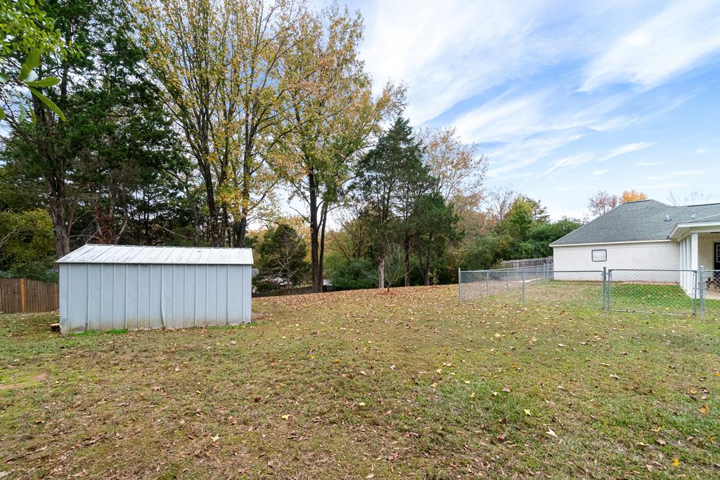 OXFORD, Mississippi, 38655, United States, 4 Bedrooms Bedrooms, ,3 BathroomsBathrooms,Residential,For Sale,1991795