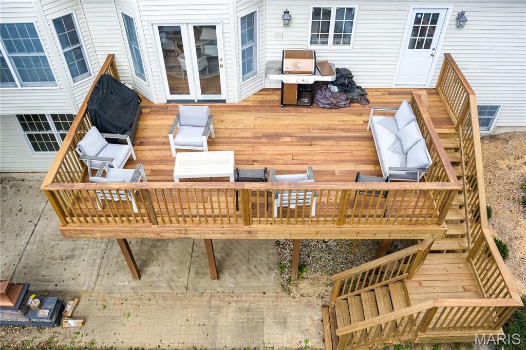 Glen Carbon, Illinois, 62034, United States, 5 Bedrooms Bedrooms, ,4 BathroomsBathrooms,Residential,For Sale,1977133