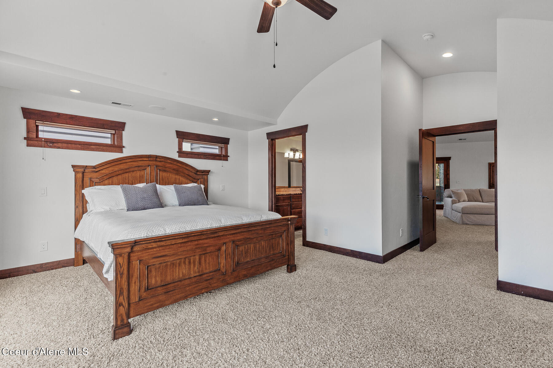 Coeur d'Alene, Idaho, 83814, United States, 4 Bedrooms Bedrooms, ,4 BathroomsBathrooms,Residential,For Sale,1978612