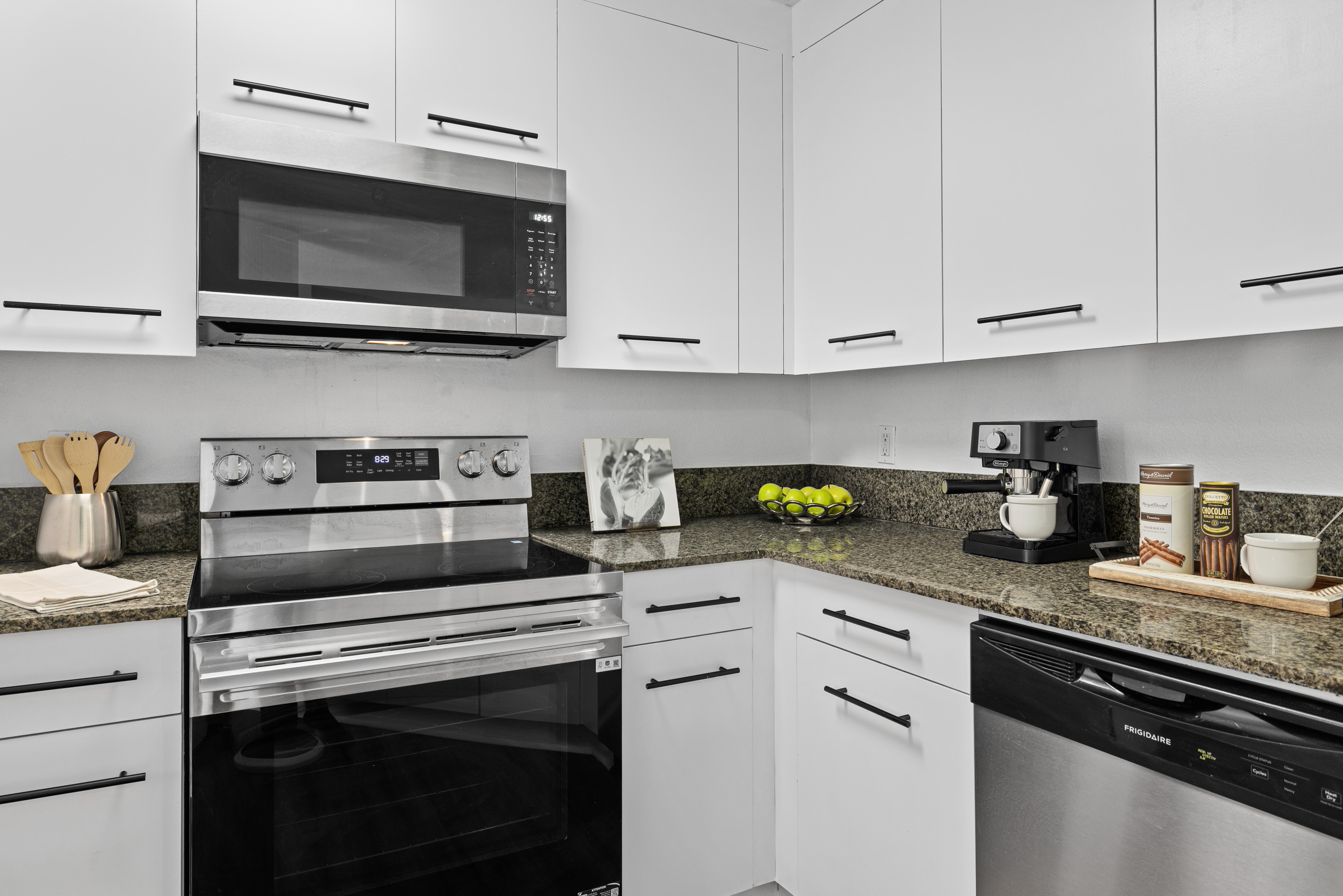  7565 Charmant Drive #510, San Diego, CA 92122 - 物件實景