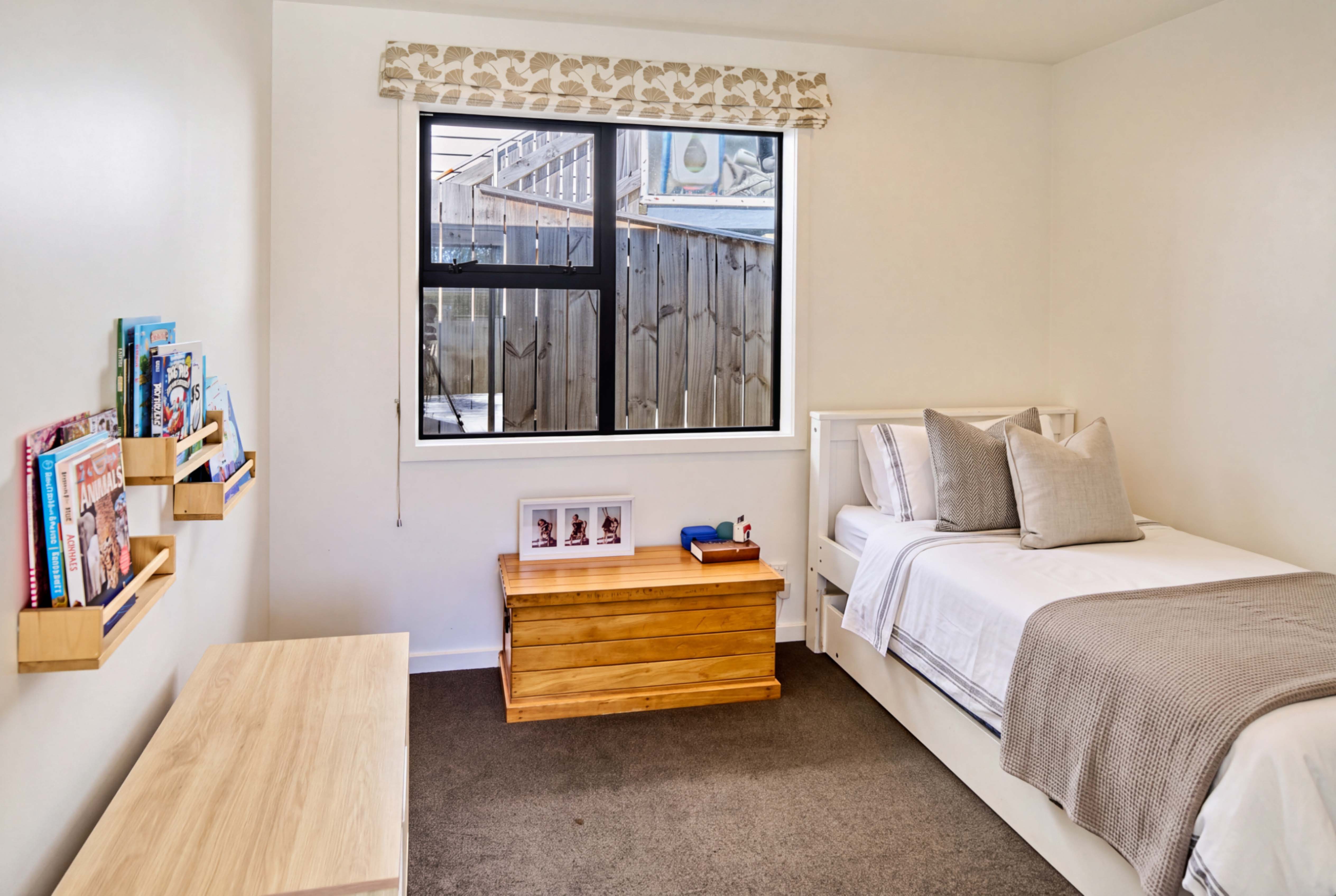  8 Beazley Avenue, Paparangi, Wellington, 6037 - 物件實景