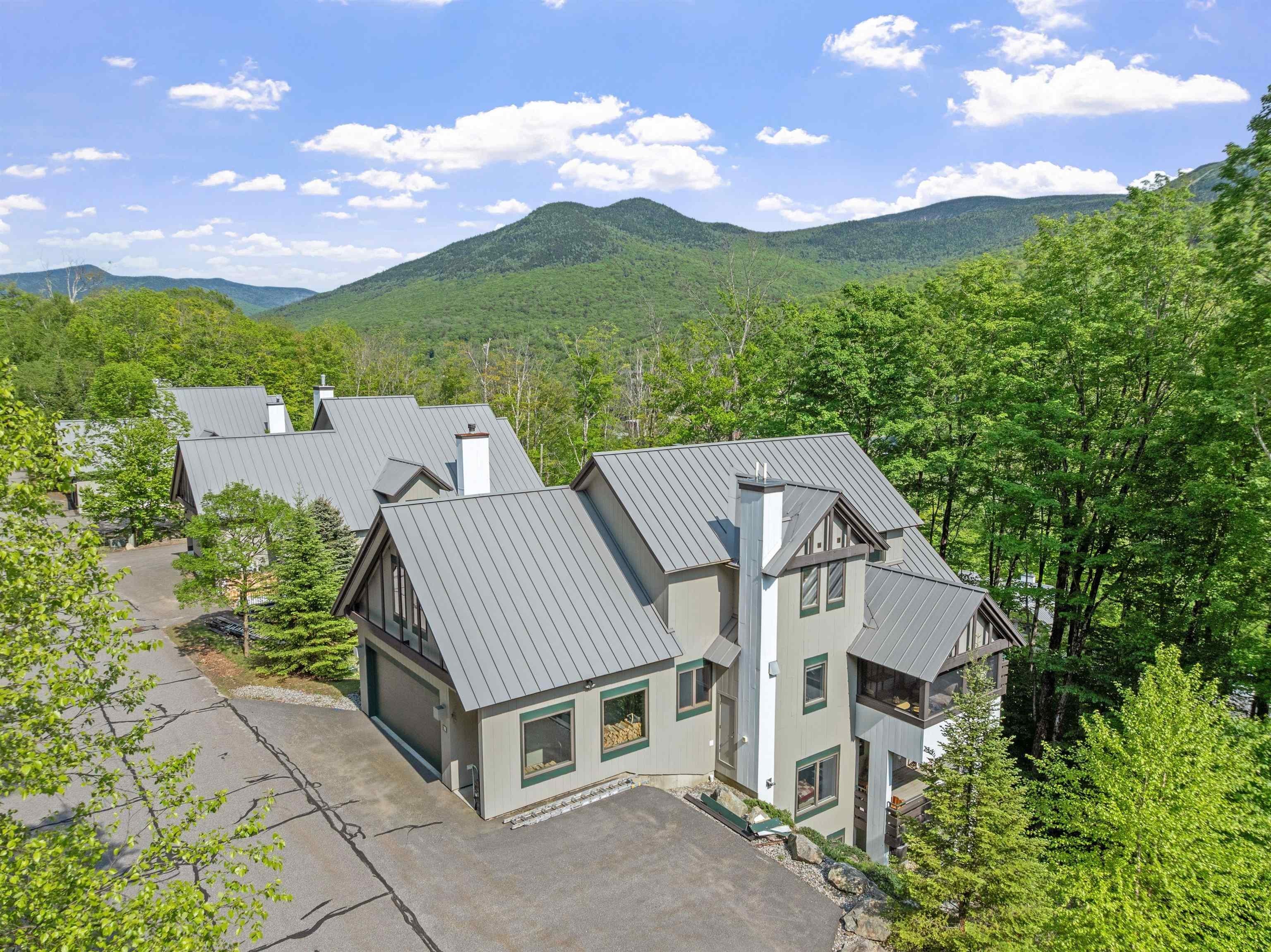 Lincoln, New Hampshire, 03251, United States, 5 Bedrooms Bedrooms, ,3 BathroomsBathrooms,Residential,For Sale,1981884