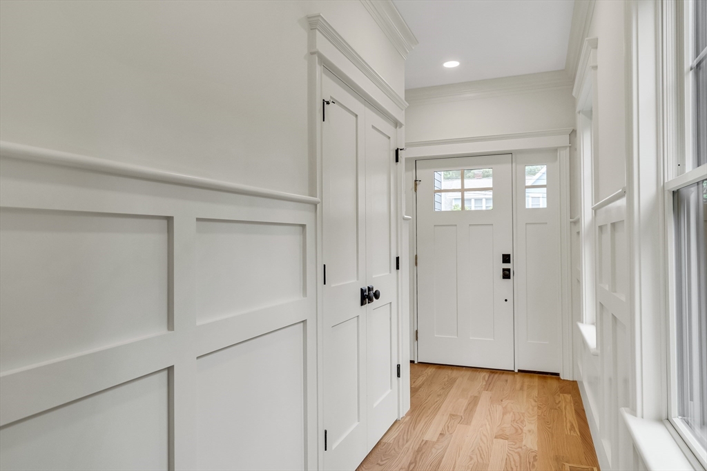 Lexington, Massachusetts, 02421, United States, 5 Bedrooms Bedrooms, ,5 BathroomsBathrooms,Residential,For Sale,1849755