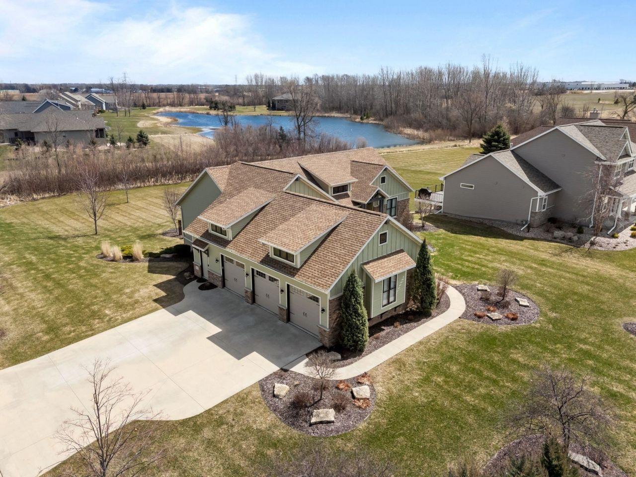GREENVILLE, Wisconsin, 54942, United States, 4 Bedrooms Bedrooms, ,4 BathroomsBathrooms,Residential,For Sale,1779094