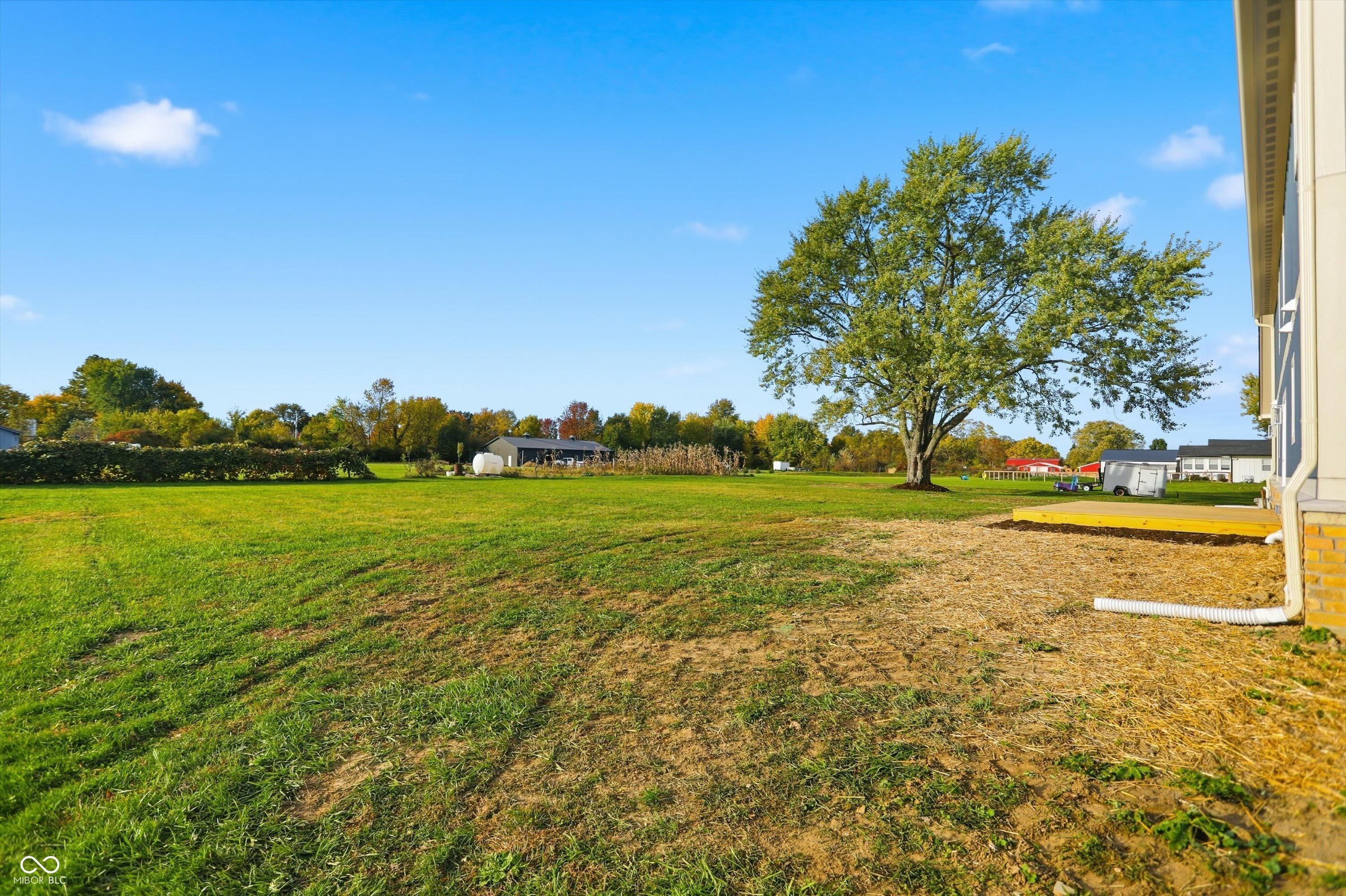 Whiteland, Indiana, 46184, United States, 3 Bedrooms Bedrooms, ,4 BathroomsBathrooms,Residential,For Sale,1978887