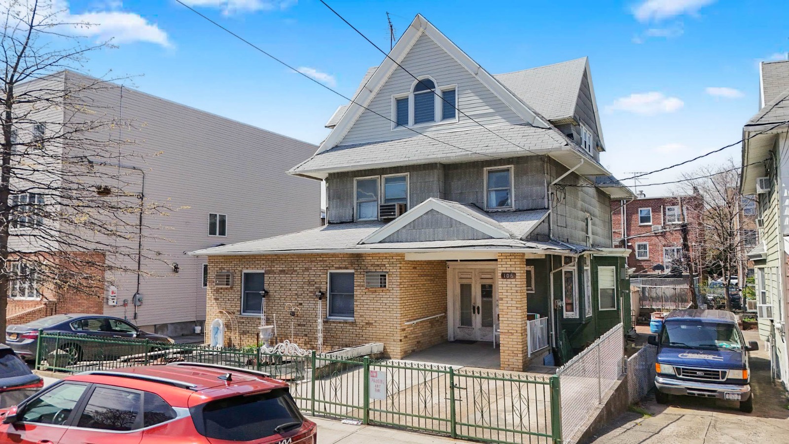 Brooklyn, New York, 11214, United States, 7 Bedrooms Bedrooms, ,3 BathroomsBathrooms,Residential,For Sale,1781022