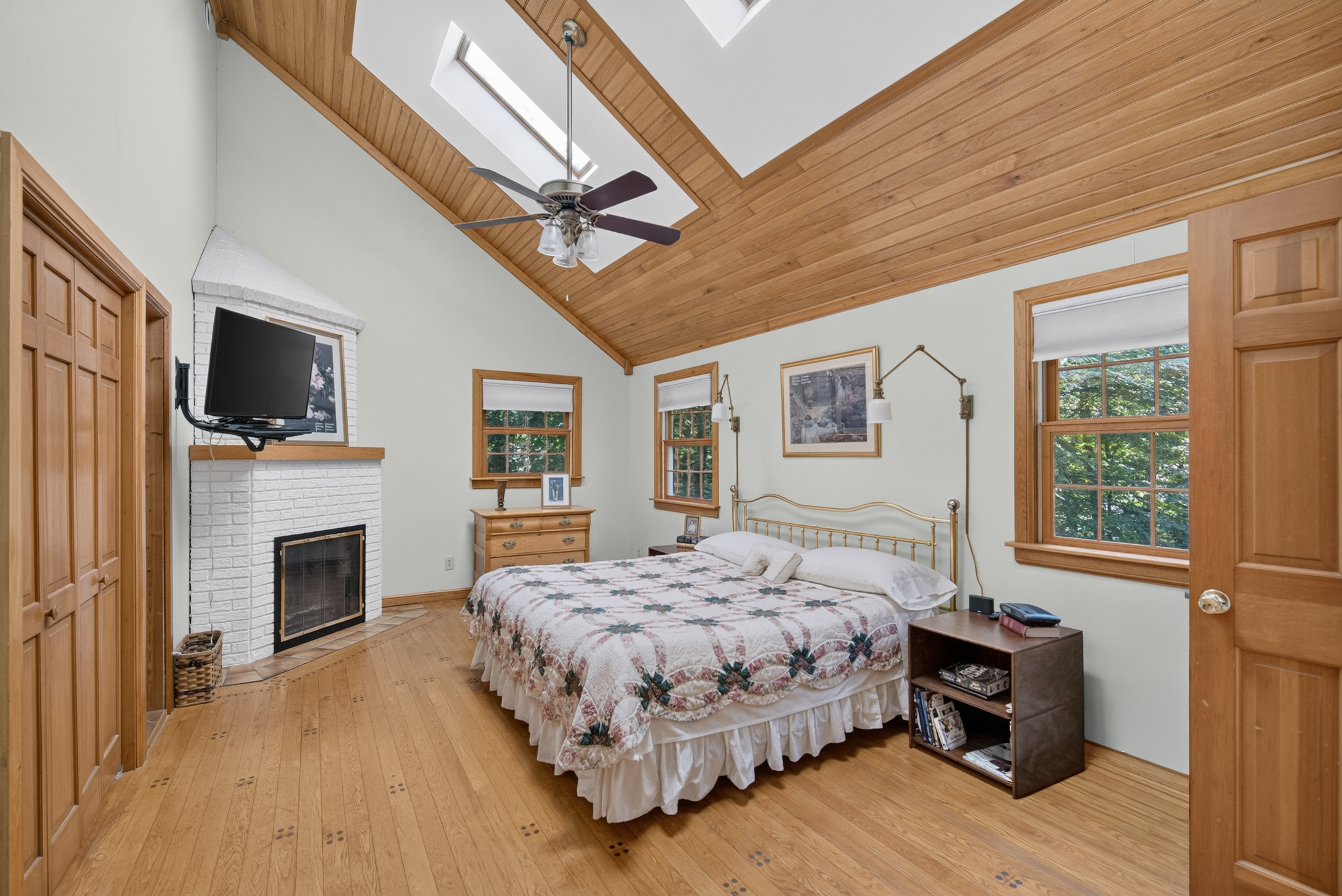  60 Hillcrest Lane, Saratoga Springs, NY 12866 - 物件實景