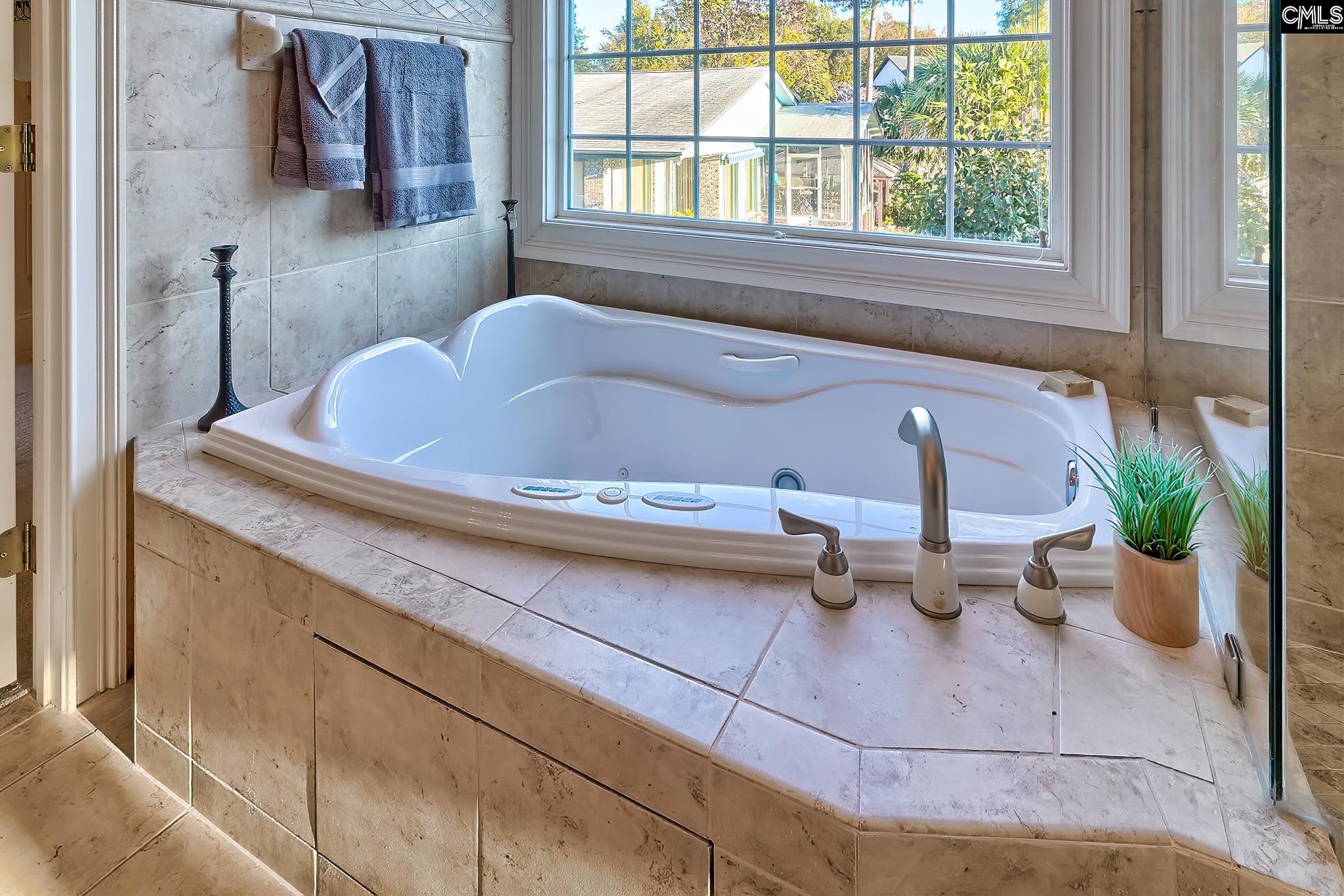 Lexington, South Carolina, 29072, United States, 4 Bedrooms Bedrooms, ,6 BathroomsBathrooms,Residential,For Sale,1987899