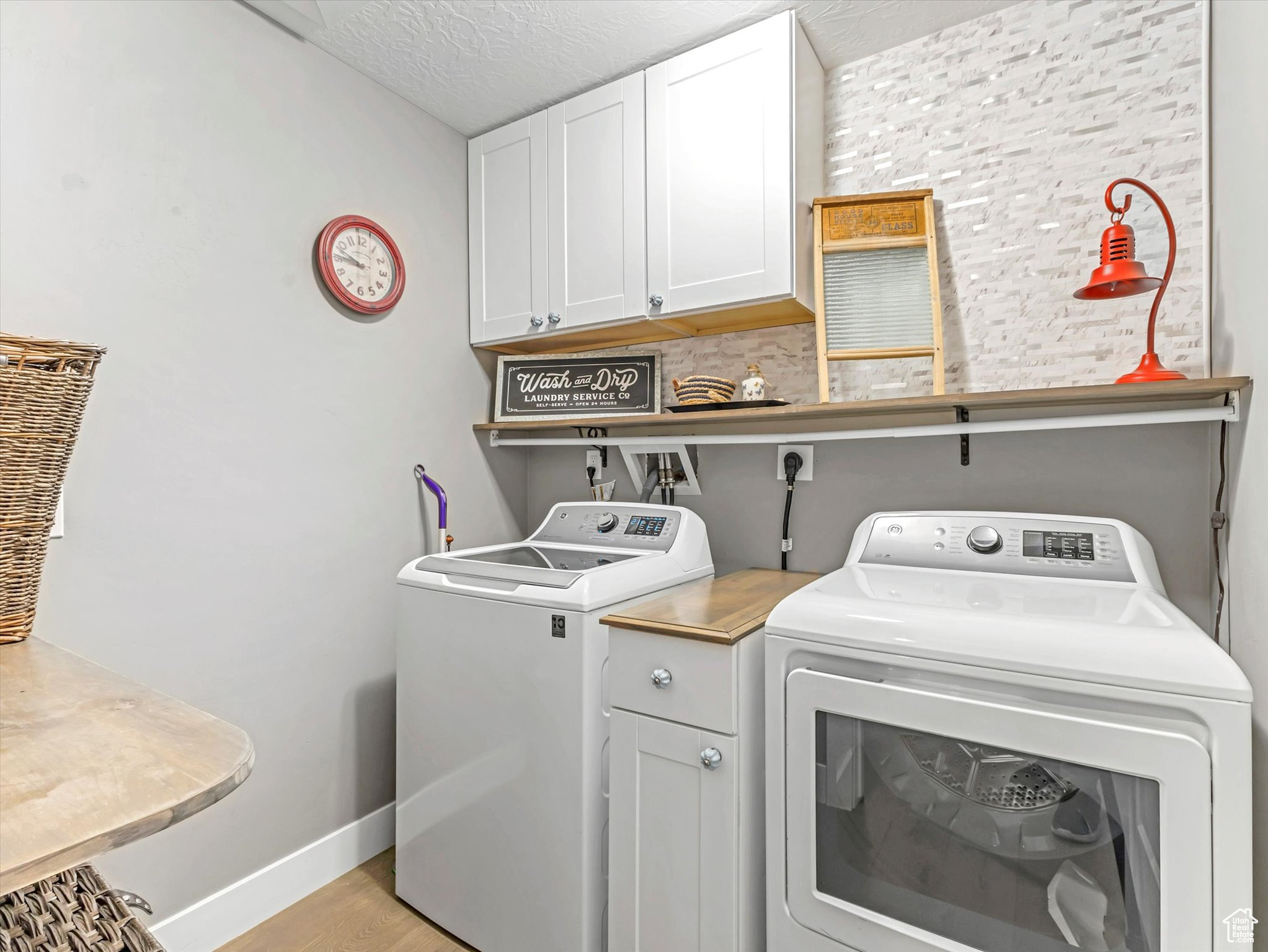 Grantsville, Utah, 84029, United States, 4 Bedrooms Bedrooms, ,3 BathroomsBathrooms,Residential,For Sale,1991039