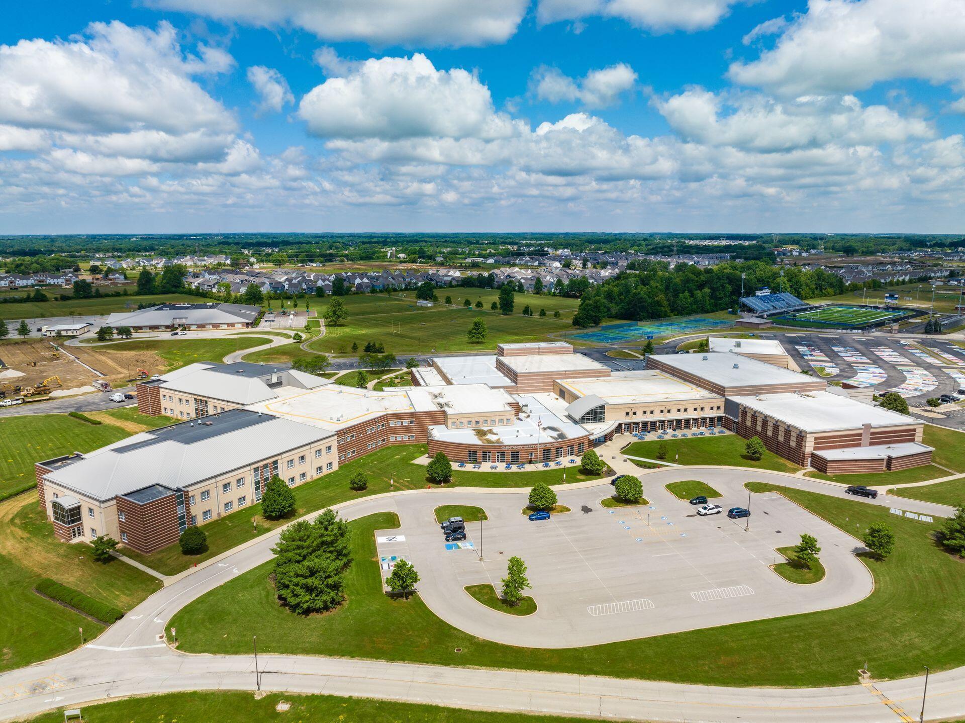 Powell, Ohio, 43065, United States, 3 Bedrooms Bedrooms, ,3 BathroomsBathrooms,Residential,For Sale,1970894