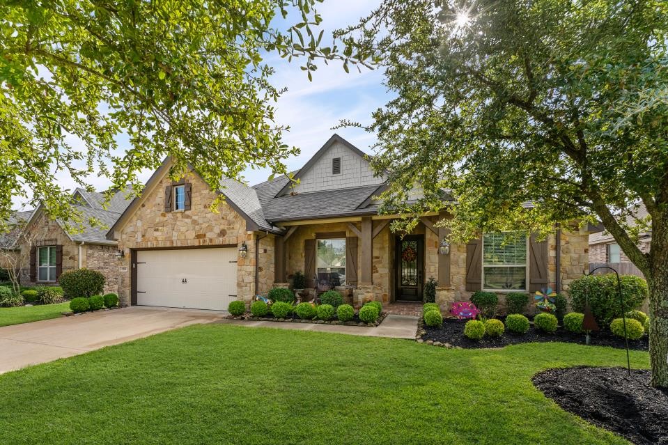 Pearland, Texas, 77089, United States, 4 Bedrooms Bedrooms, ,4 BathroomsBathrooms,Residential,For Sale,1967646