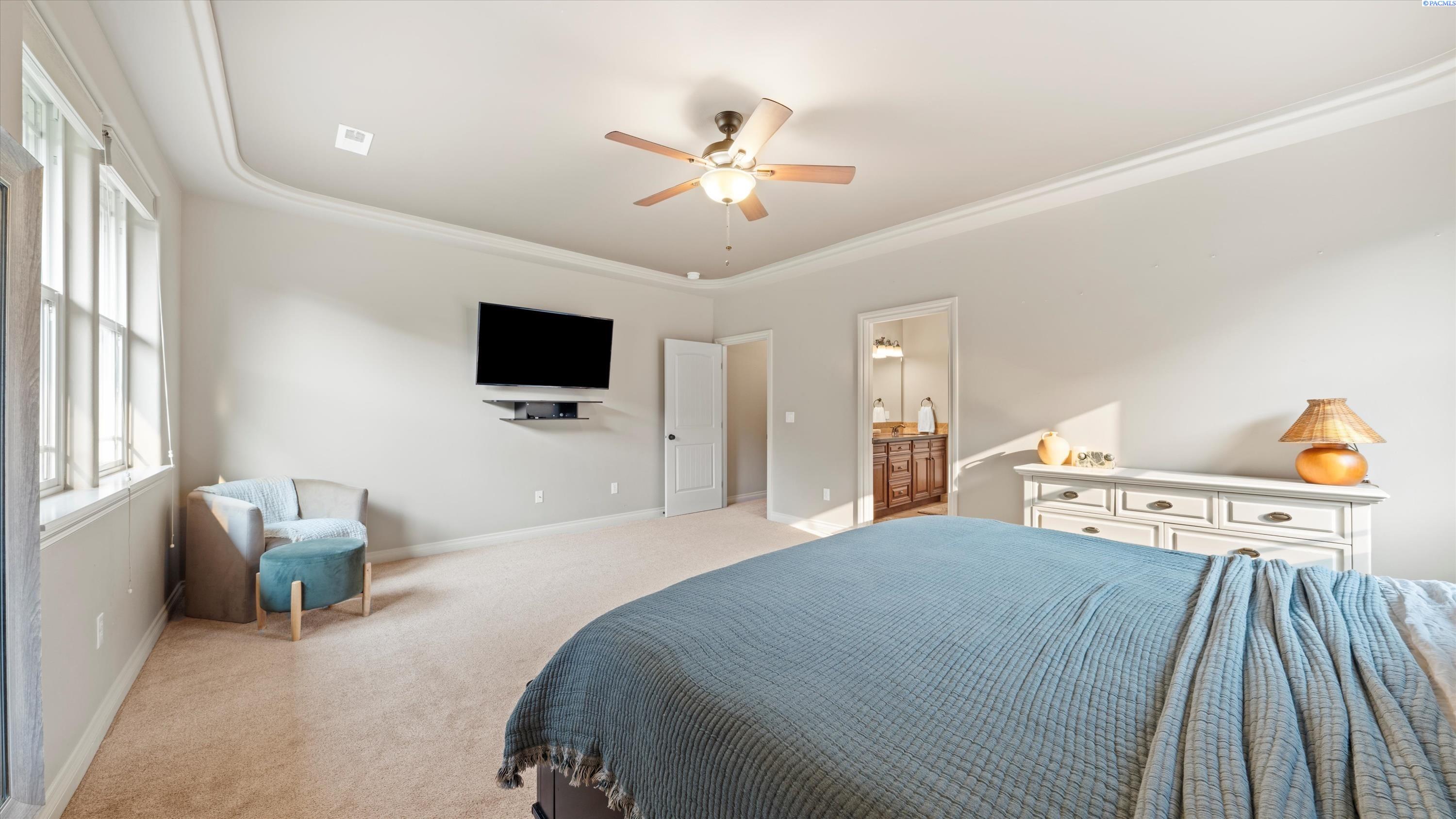 Kennewick, Washington, 99337, United States, 3 Bedrooms Bedrooms, ,2 BathroomsBathrooms,Residential,For Sale,1941817